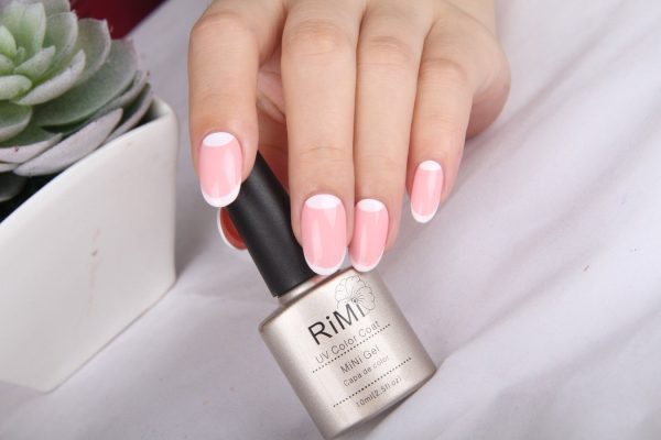 Finger red Nail